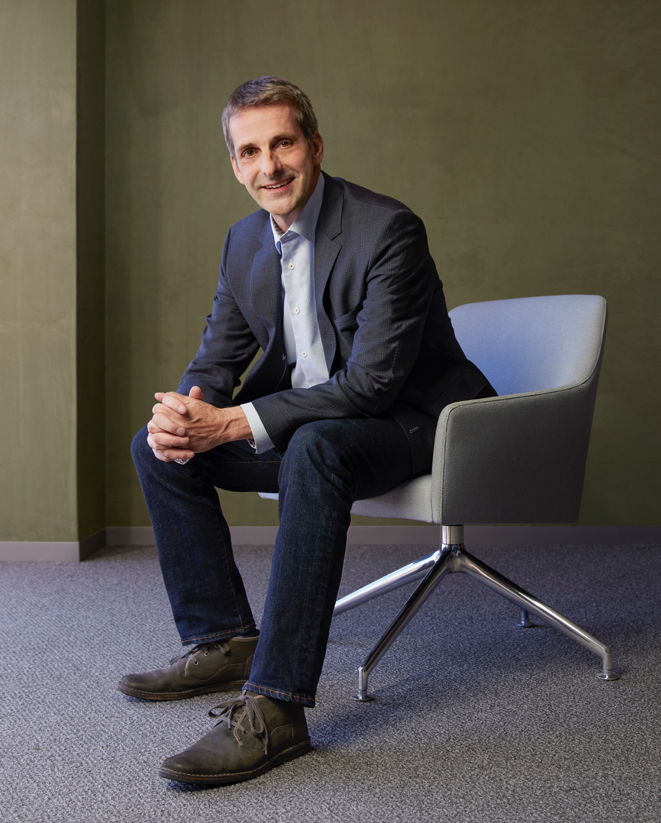 Sunderland_Neutral_Website_Guide_Neutral_Chair_M_compressed